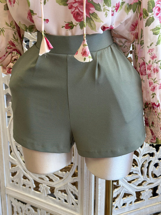 Olive Brass Detail Shorts - Slightly Stretchy, Estira Poco
