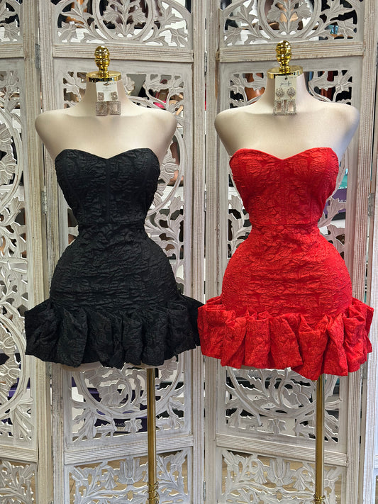 Heart line Scrunched Mini Dress- Slightly Stretchy,Estira Poco