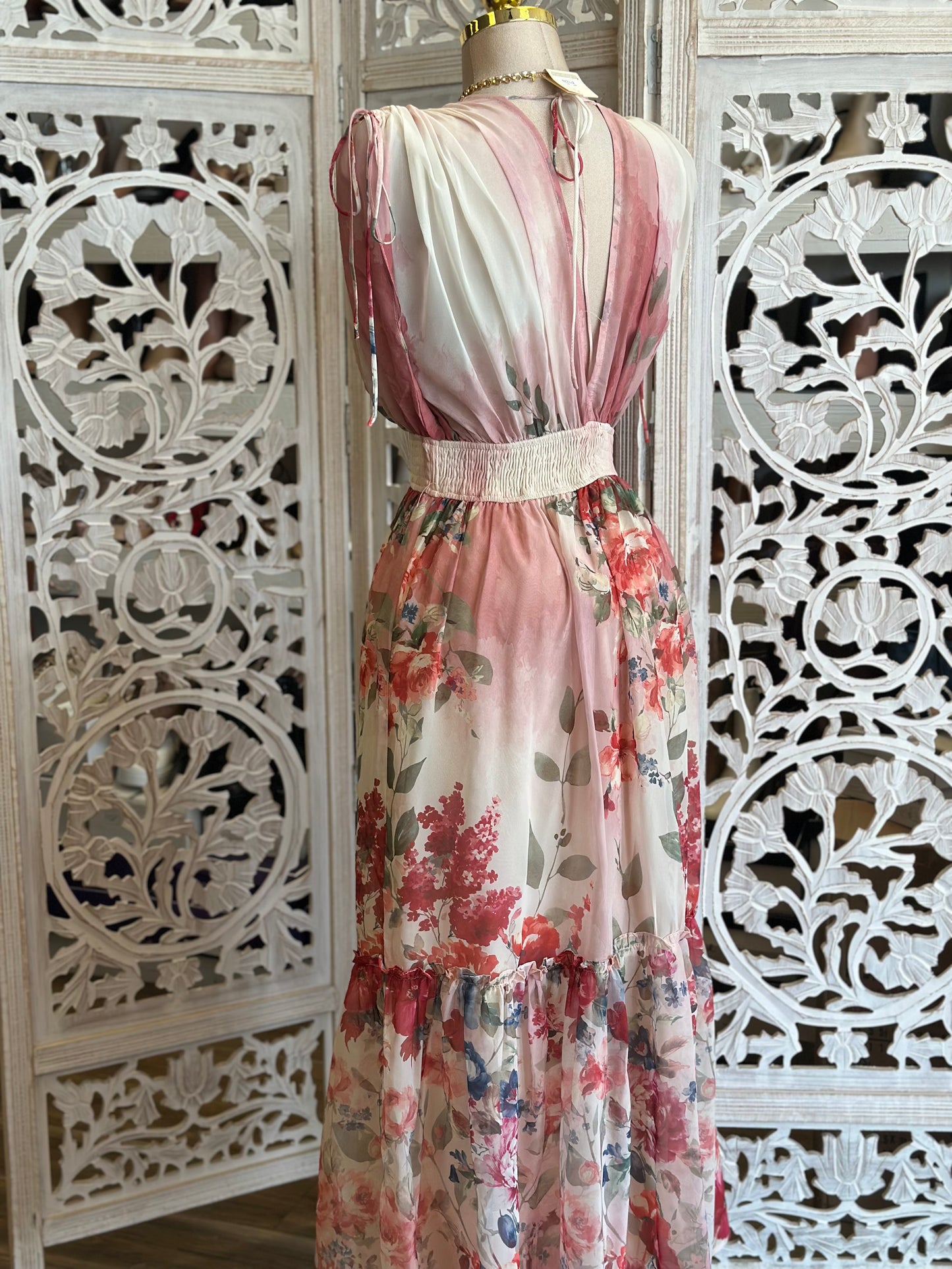 Hazed Floral Blush Maxi Dress- Stretchy, Estira