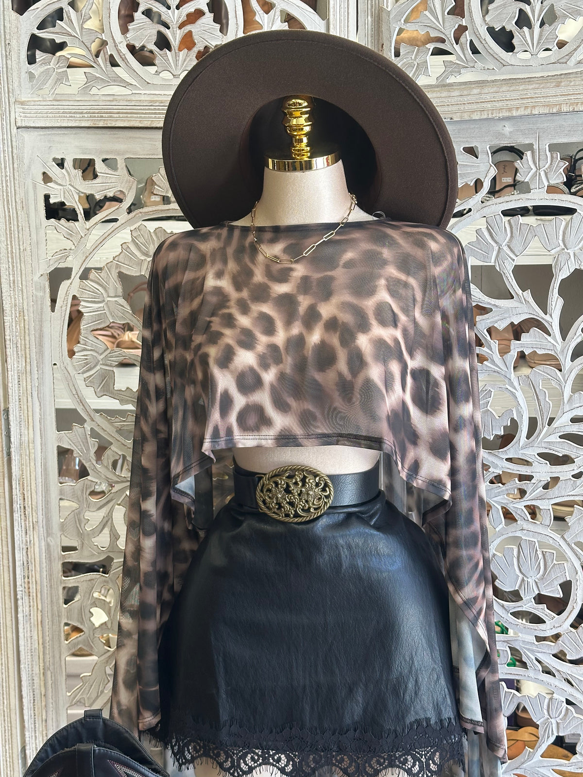 Axis Capelet Overlay