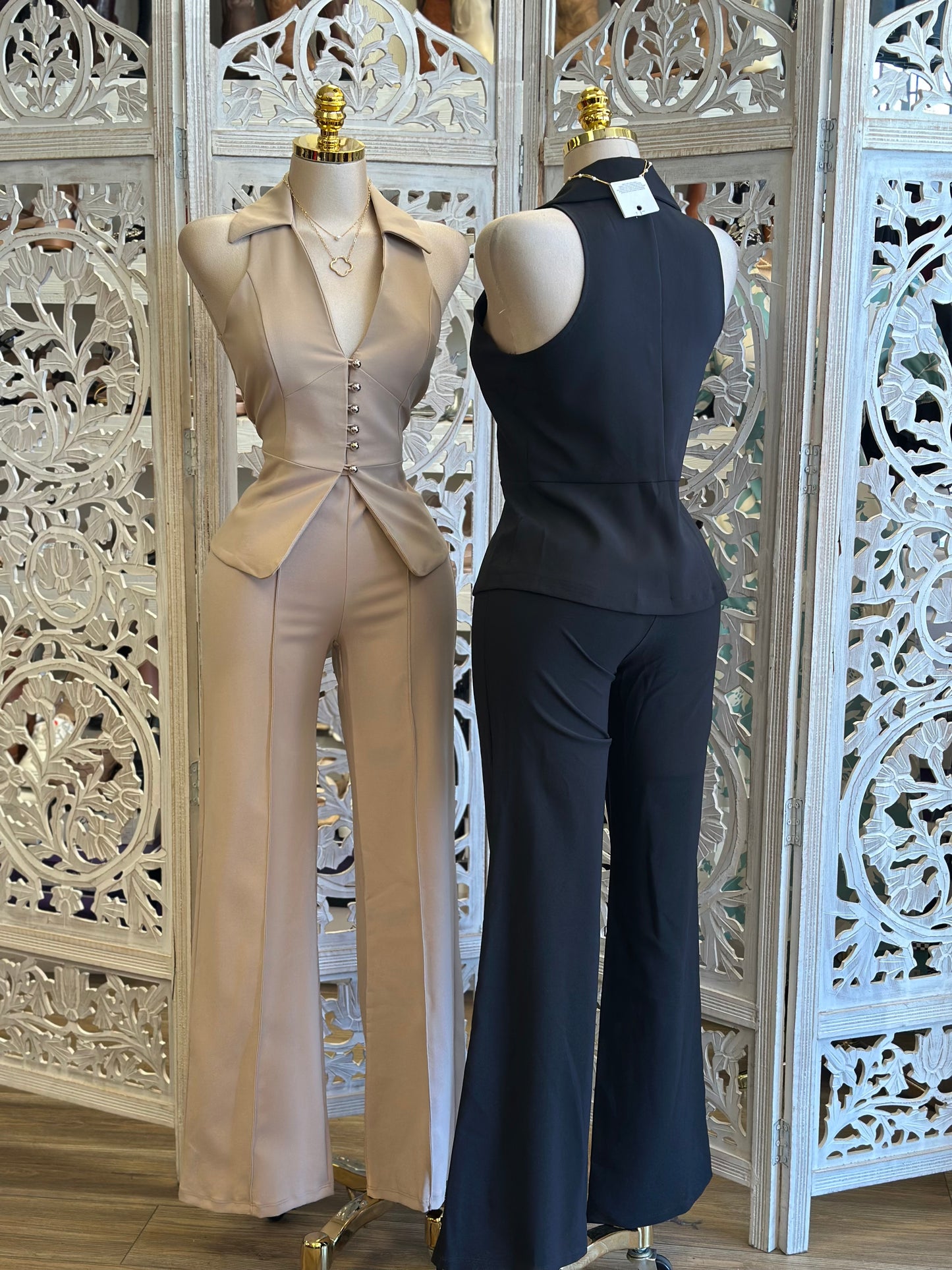 Collard Vest Set- Estira Poco , Slightly Stretchy
