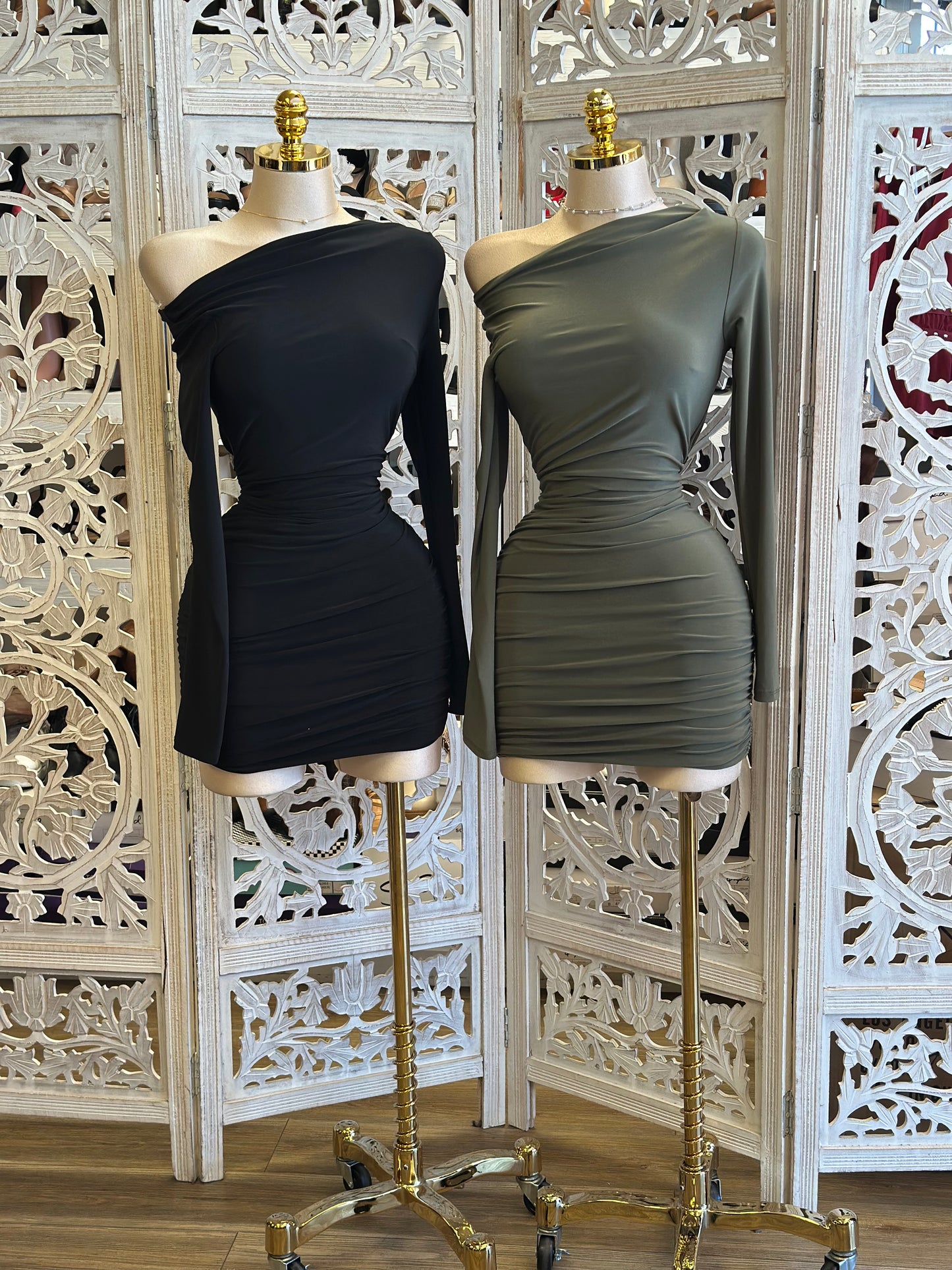 Asymmetrical Mini Dress-Stretchy, Estira