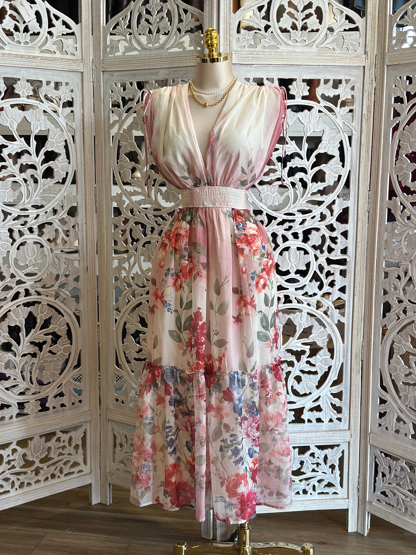 Hazed Floral Blush Maxi Dress- Stretchy, Estira