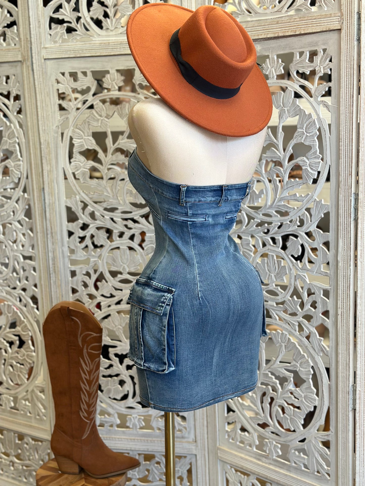 Denim Cargo Mini Dress - No Estira Poco, Slightly Stretchy