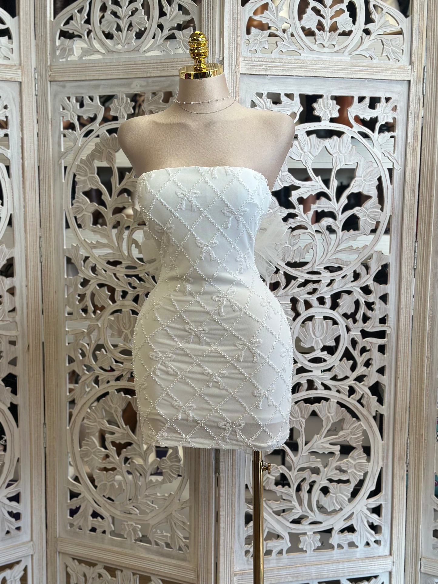 Ribbon Embellishment White Mini Dress- Slightly Stretchy,Estira Poco