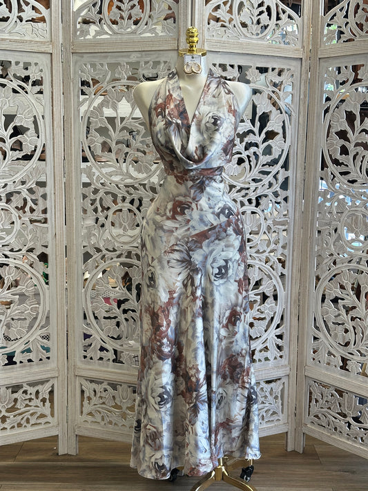 Floral Sketch Maxi Dress - No Estira , Not Stretchy