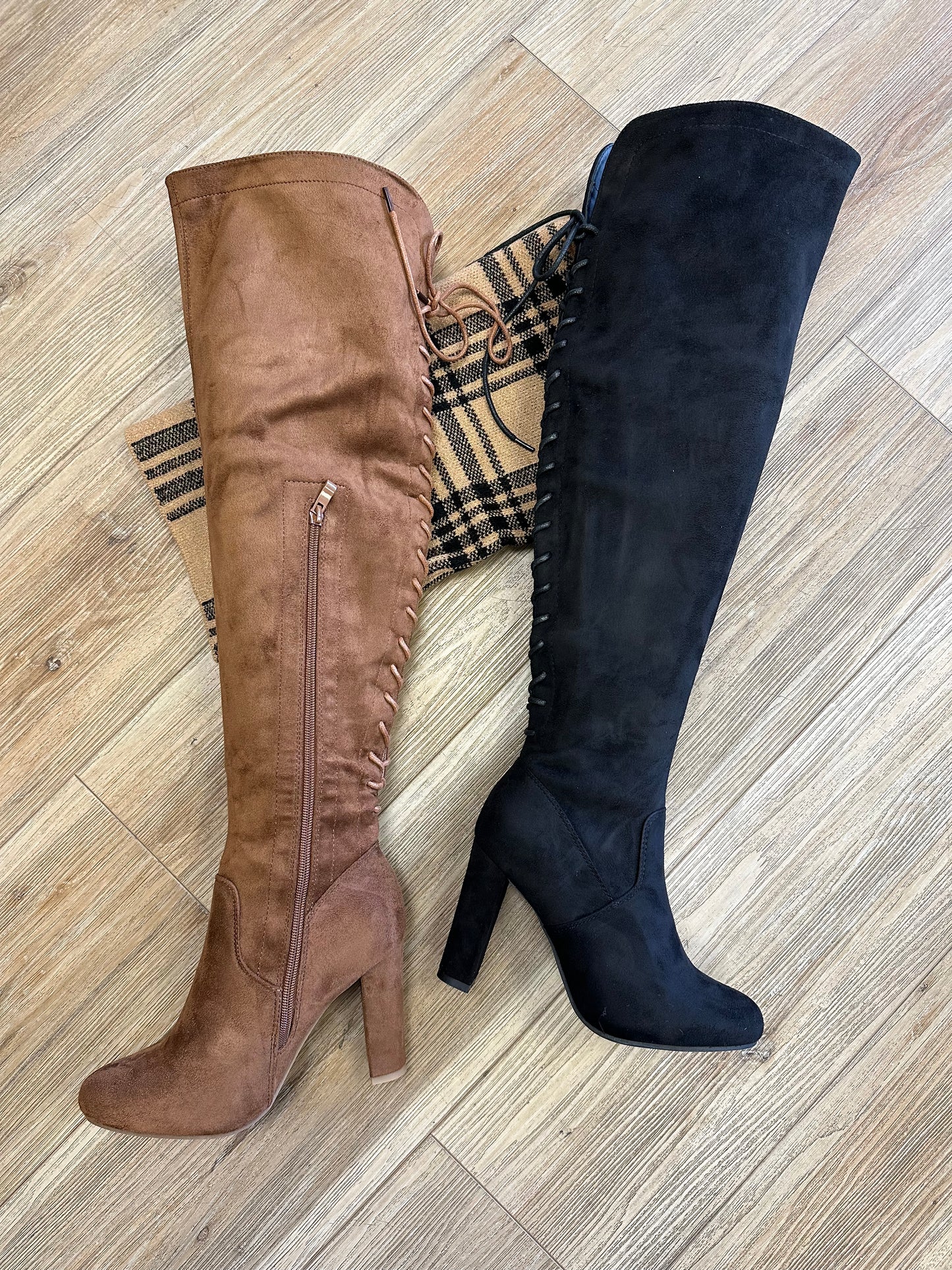 Heel Suede Tie Up Boots