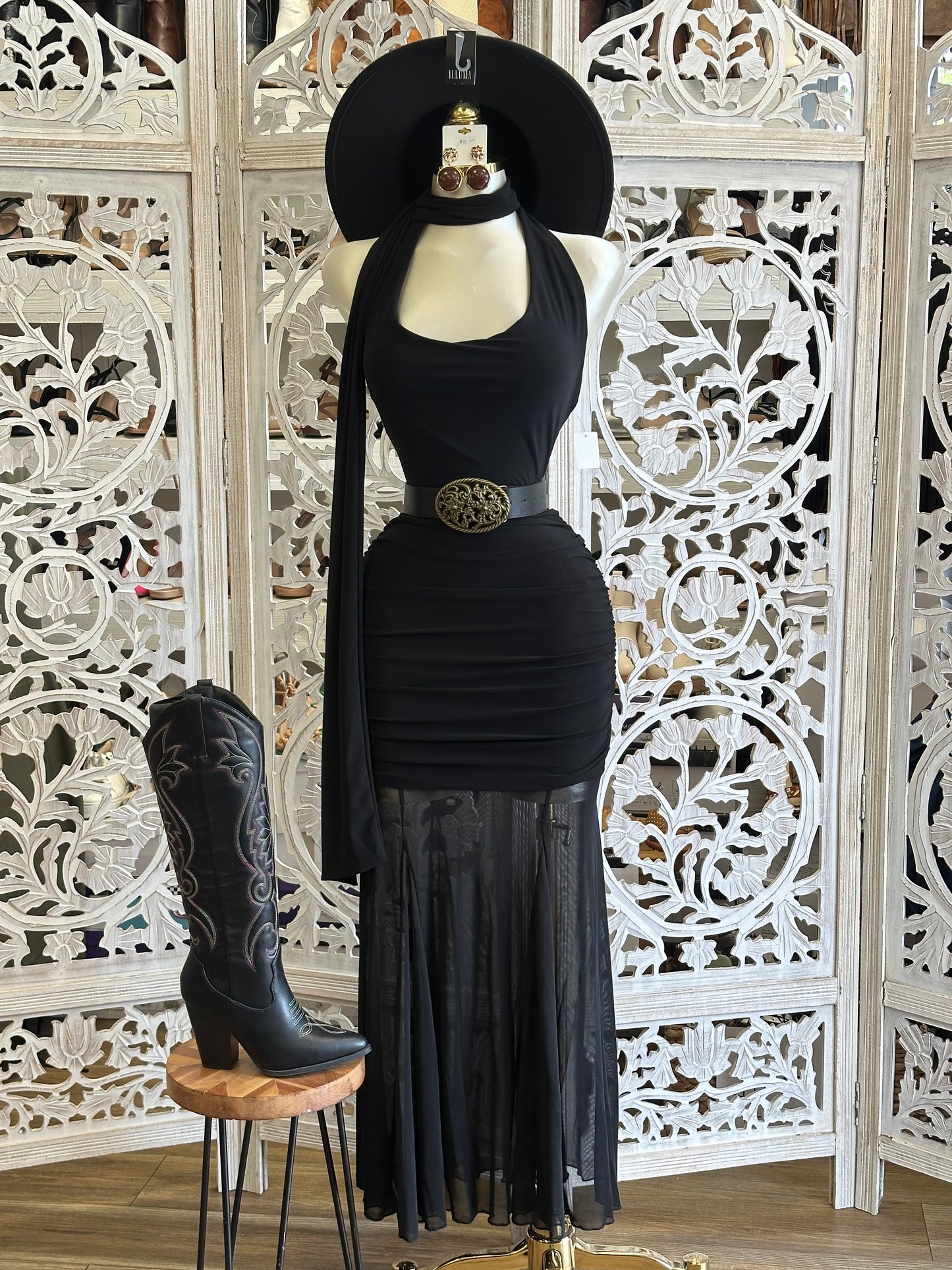 Black Mesh Scarfed Gown -Stretchy,Estira