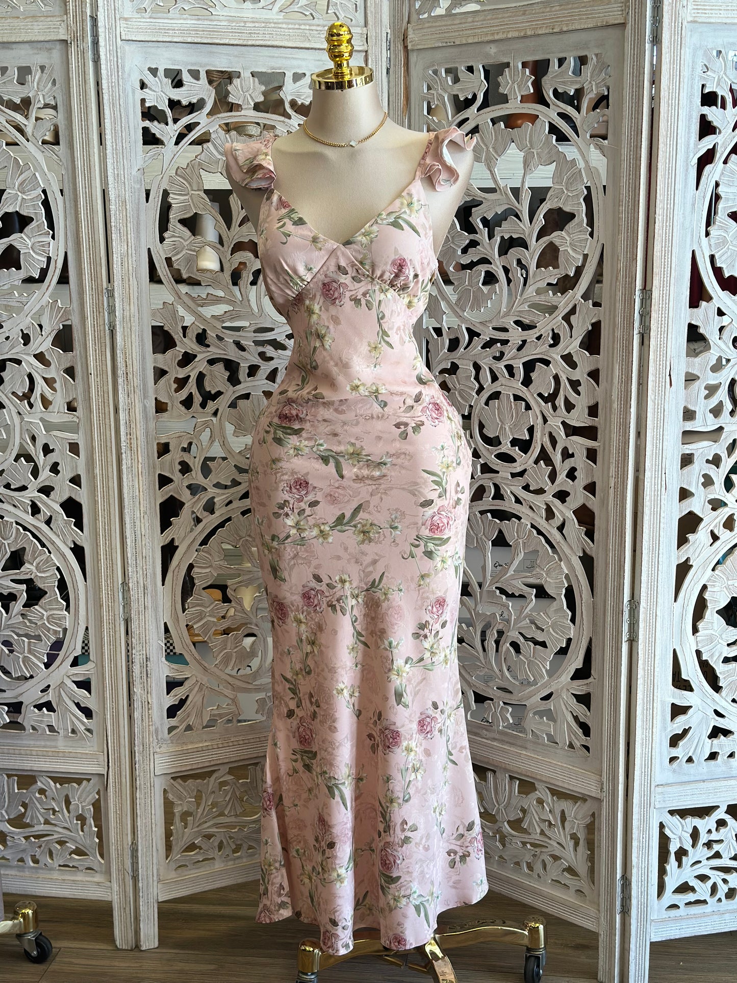 Pearl Pink Floral Midi Dress- Not Stretchy, No Estira