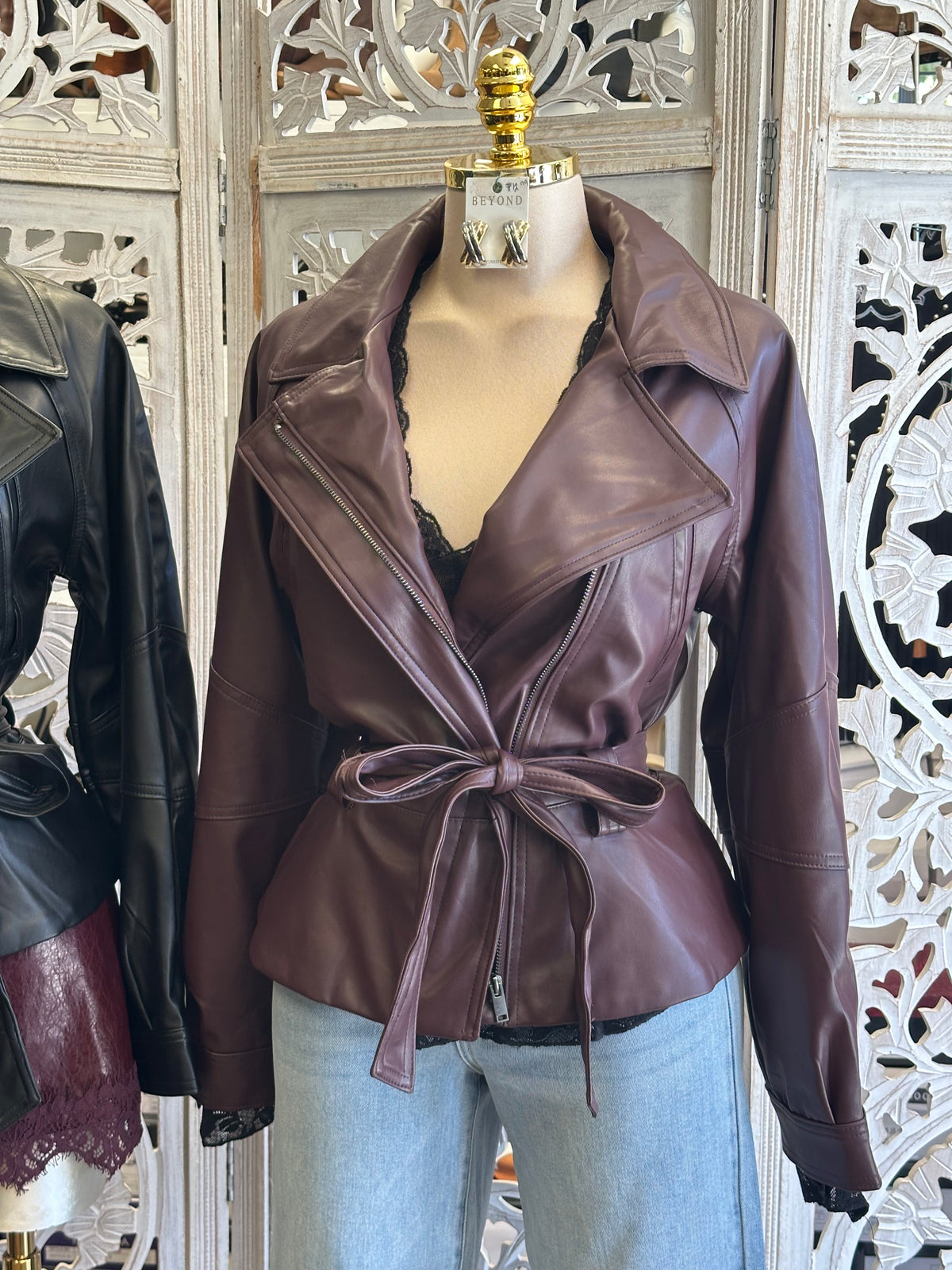 Form Oblique Coat