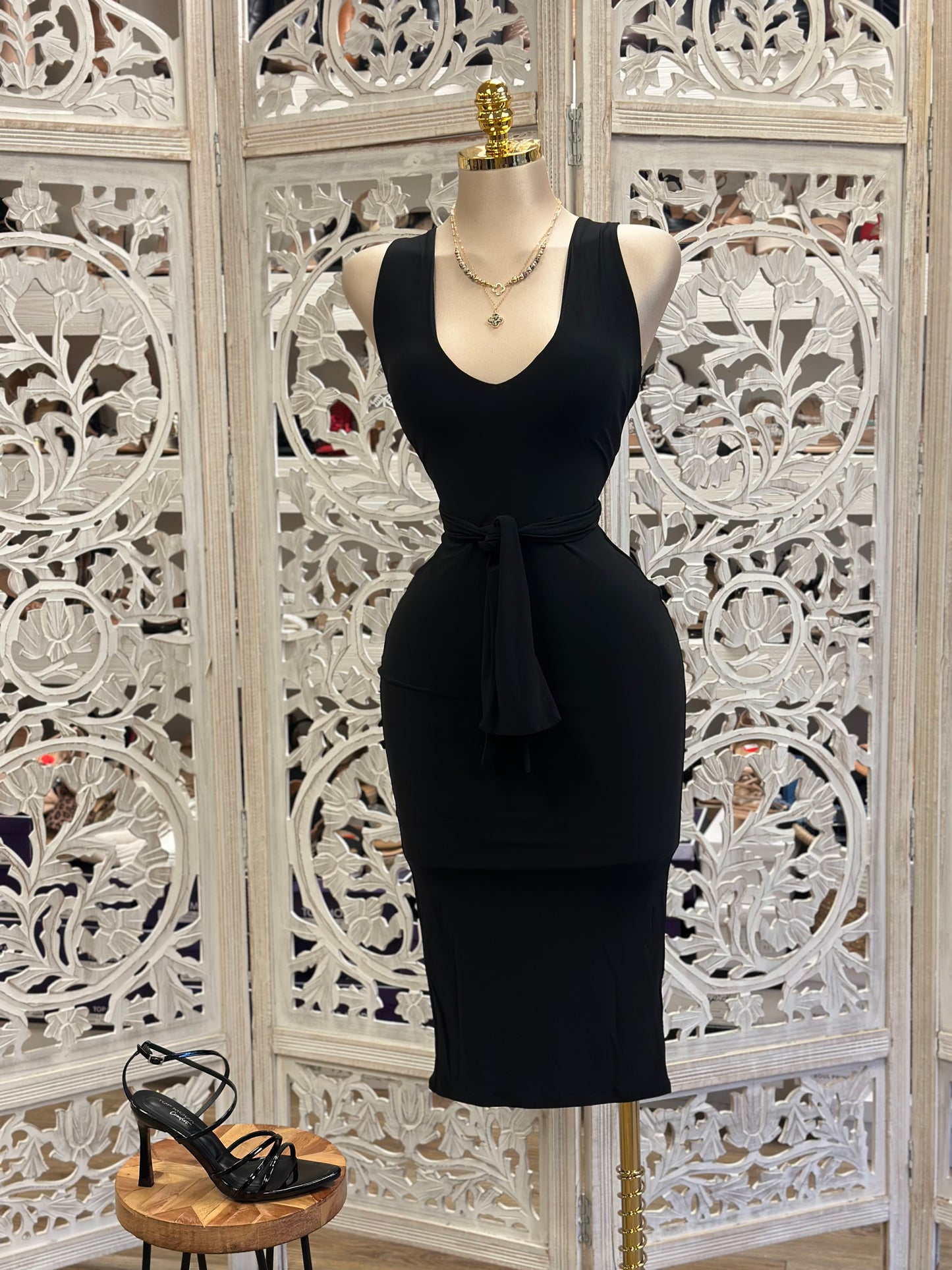 Black Scoop Neck Tie Front Midi Dress- Stretchy, Estira