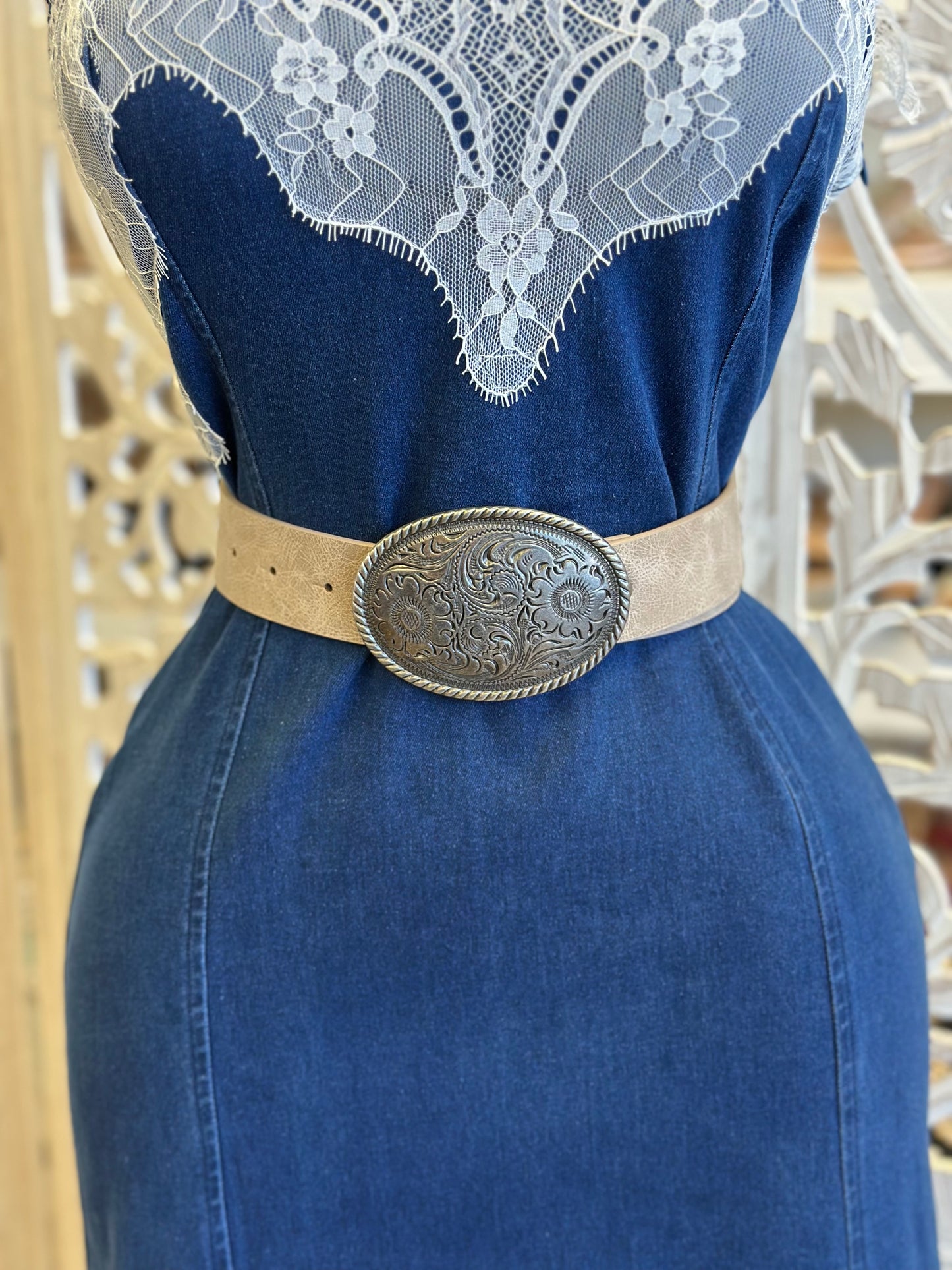 Camel Buckle Western Belt