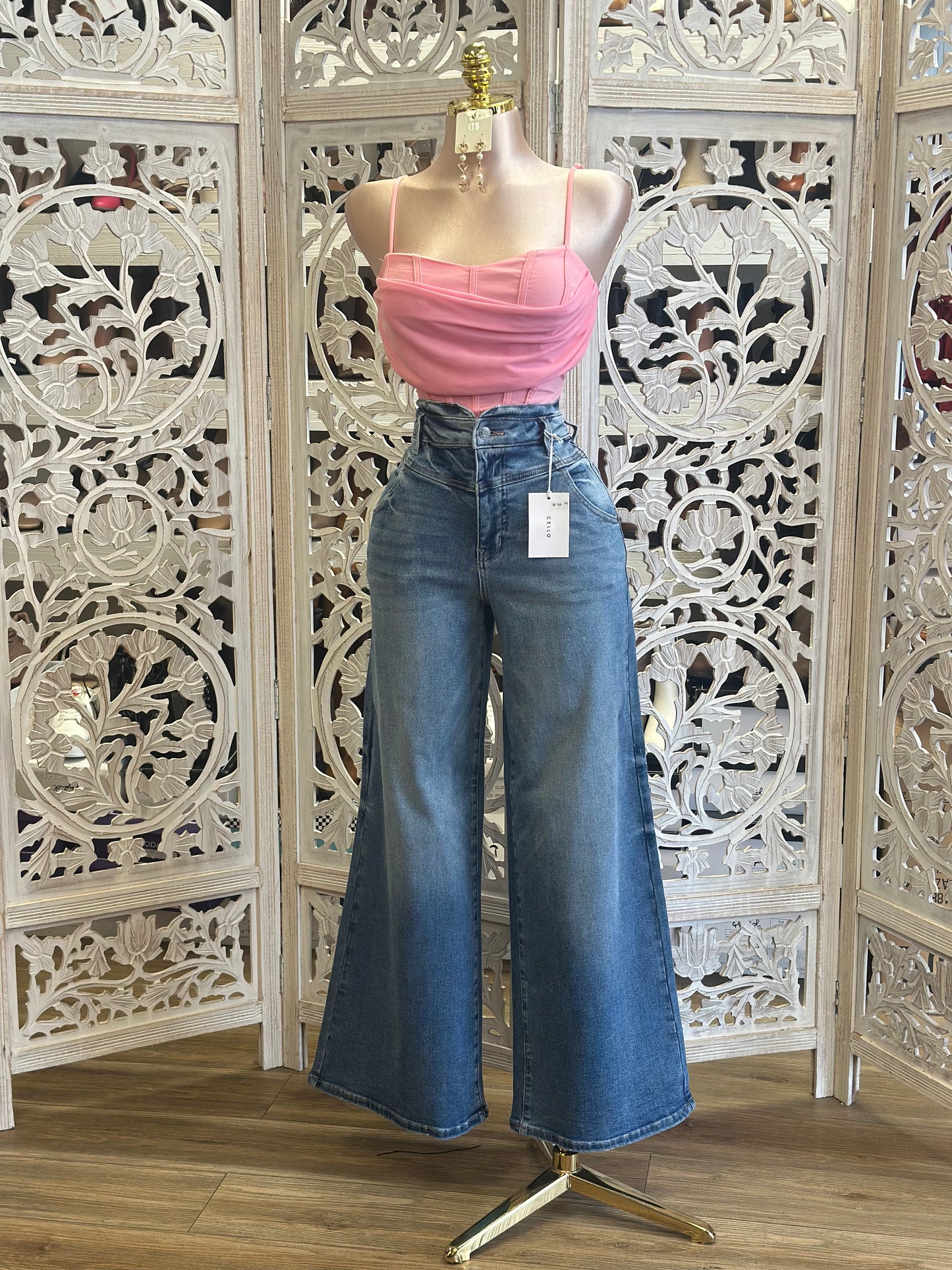 Super High Rise Denim Wide Leg Jeans - Stretchy, Estira