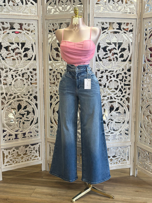 Super High Rise Denim Wide Leg Jeans - Stretchy, Estira