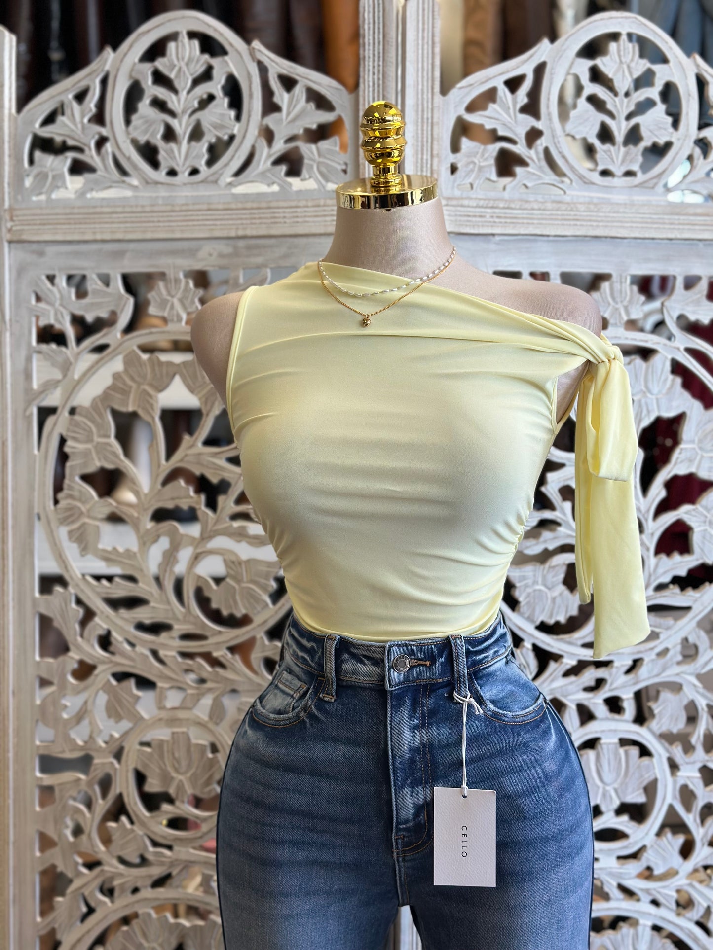 High Rise Denim  Flare Jeans - Stretchy, Estira