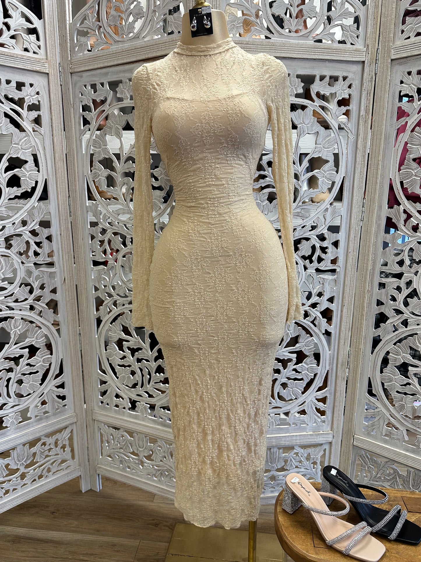 Beige Lace Maxi Dress Stretchy