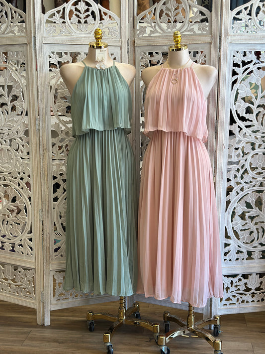 Pleated Flowy Midi Dress- Stretchy, Estira