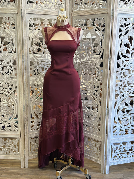 Burgundy Lace High-Neck Asymmetrical Maxi Dress-No Stretchy,No Estira