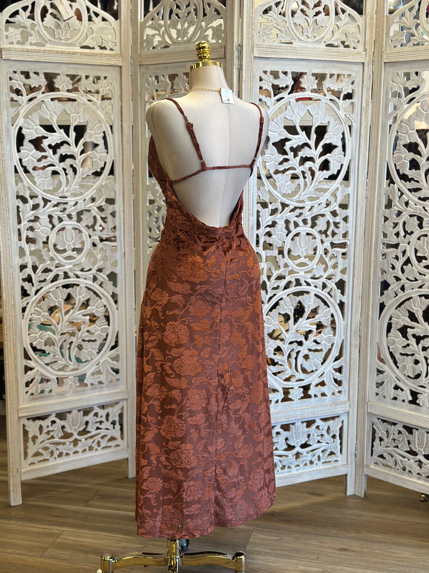 Velvet Floral Brick Flowy Dress- Not Stretchy,No Estira