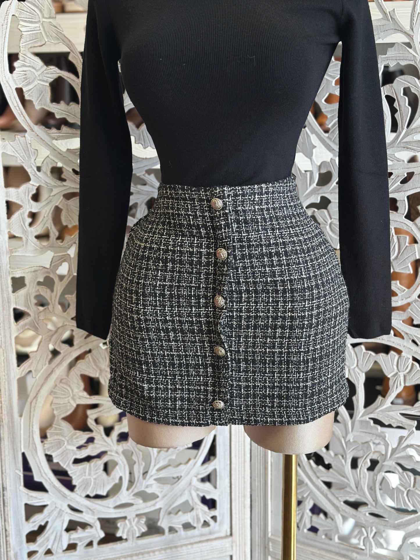 Houndstooth Button Up Mini Skirt- Not stretchy, No Estira