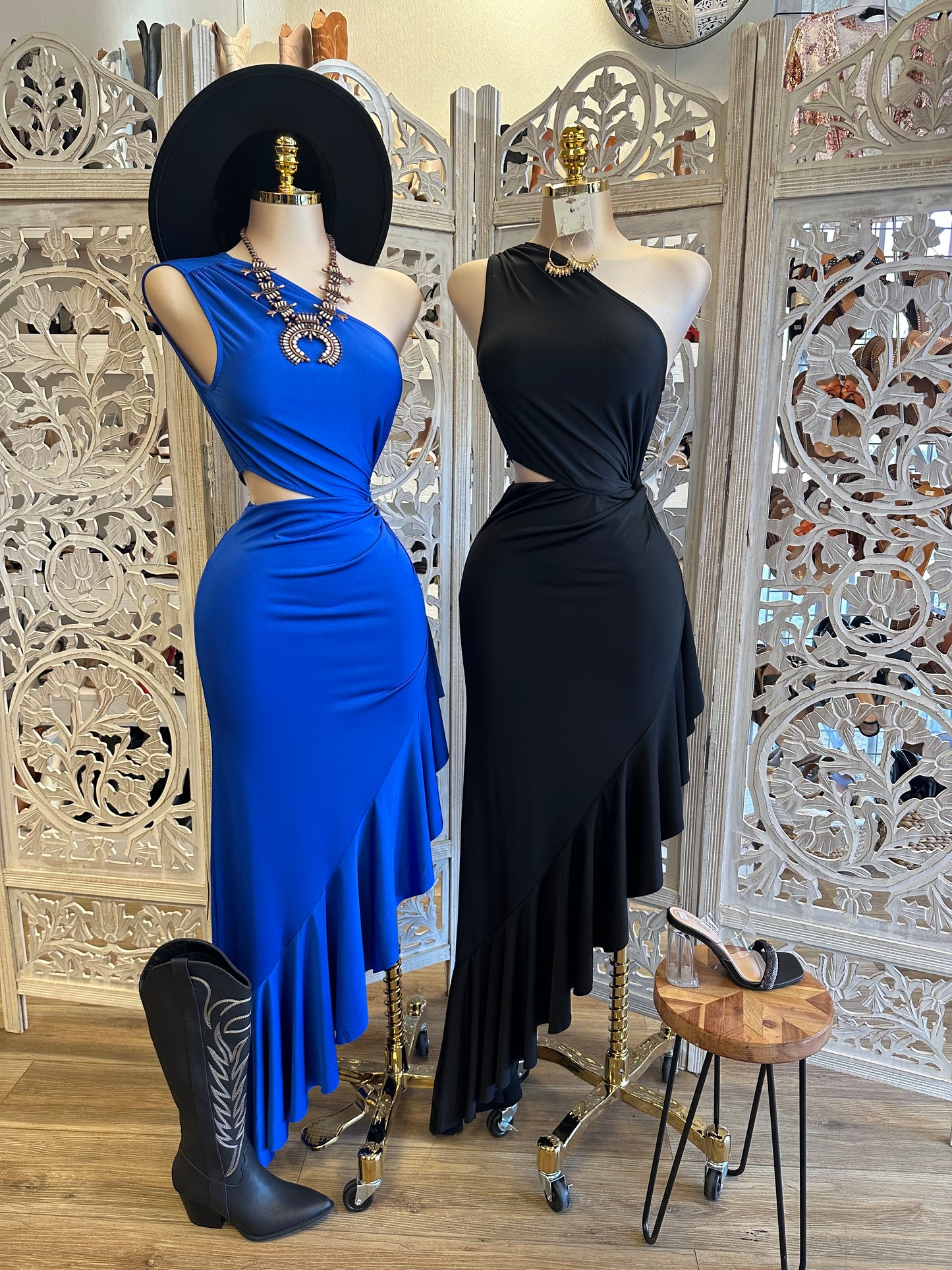 One Sleeve Cutout Midi Ruffled Dress-Estira, Stretchy