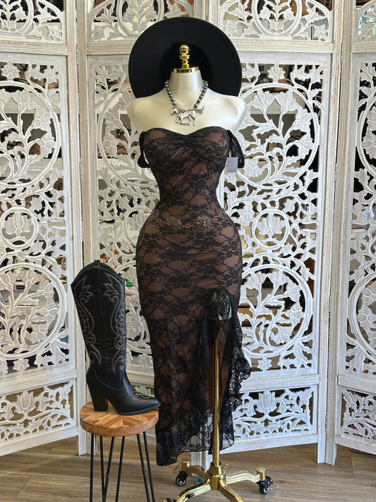 Black Over Nude Lace Maxi Dress Dress- Estira Poco, Slightly Stretchy