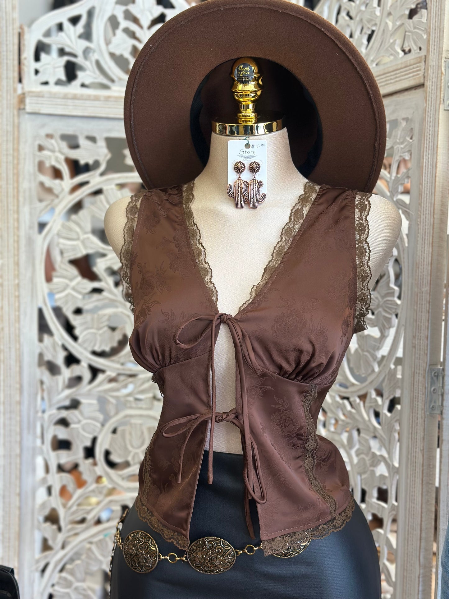 Black Satin Lace Trim Blouse- No Estira, Not Stretchy