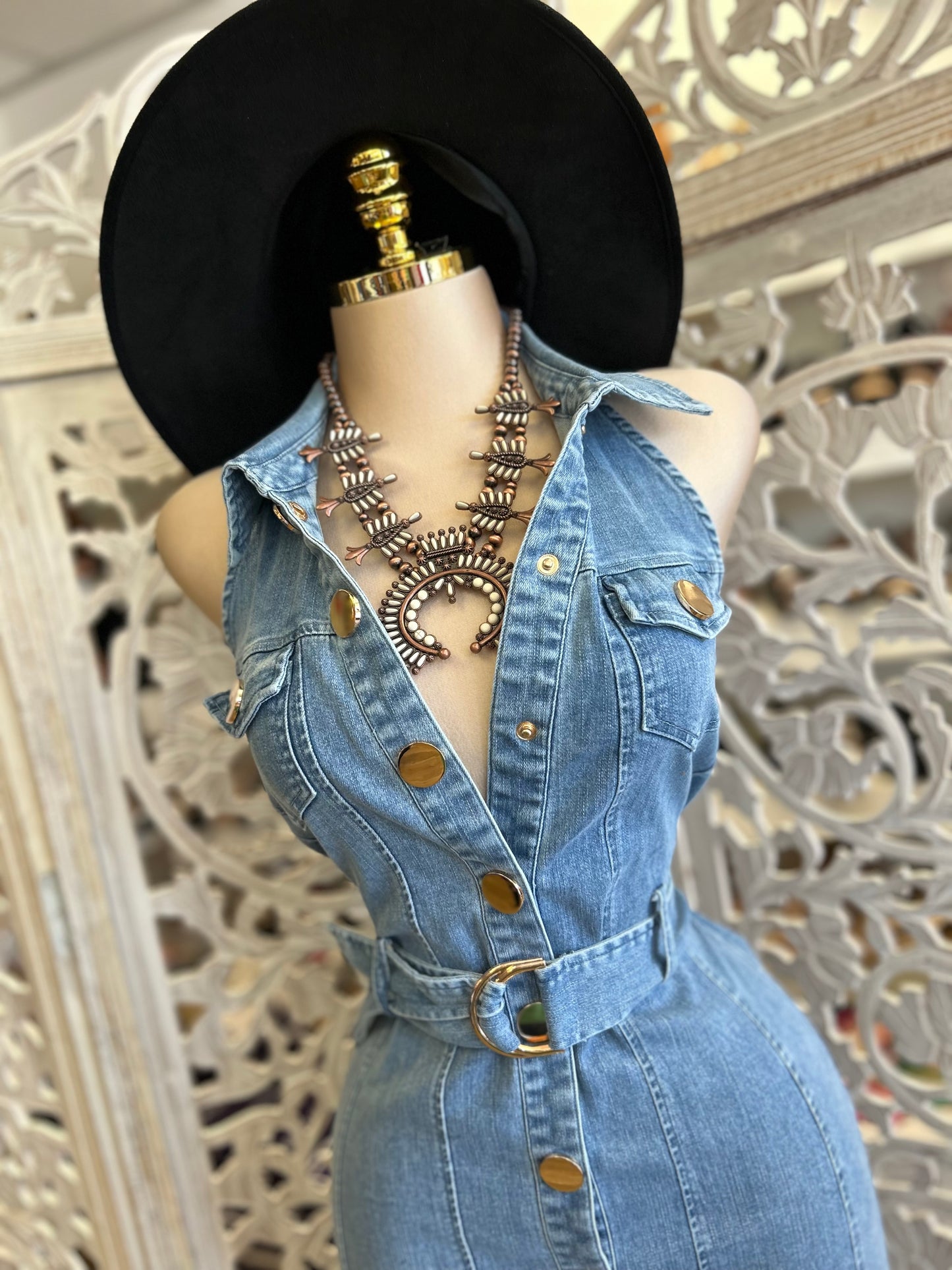 Collard Denim Button Up Dress - Estira Poco, Slightly Stretchy