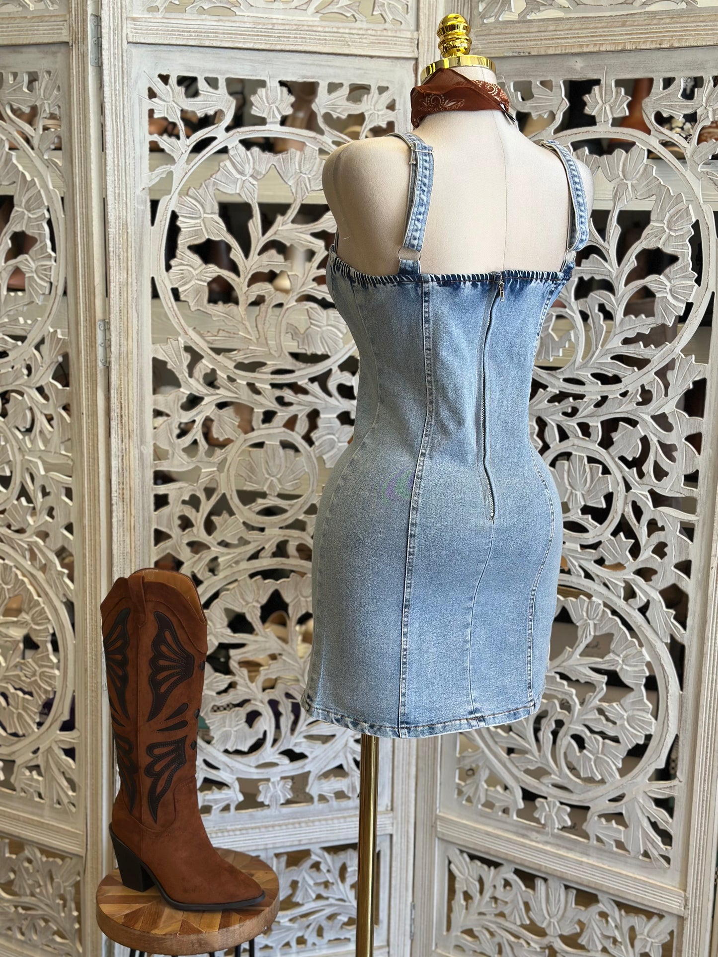 Denim Square Neck Mini Dress-Estira Poco, Slightly Stretchy