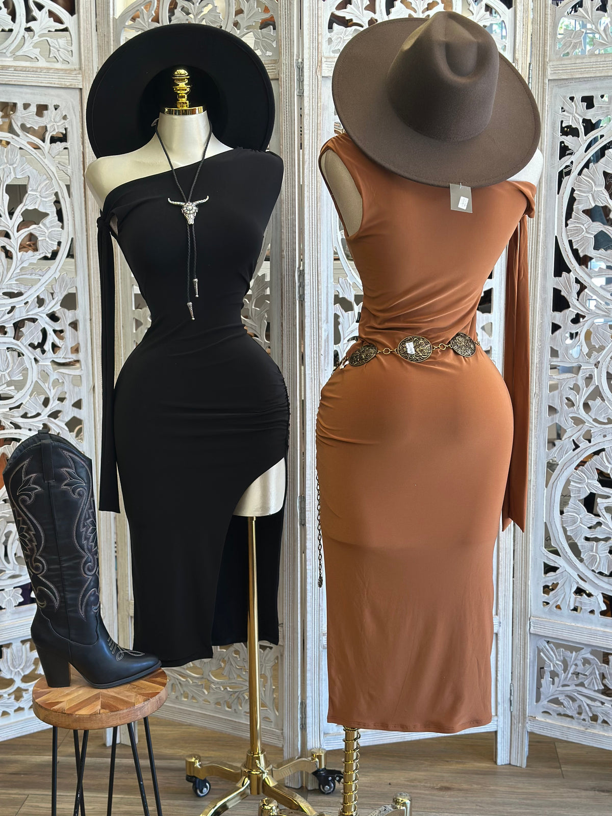 Canyon Contour Dress Dress- Stretchy,Estira