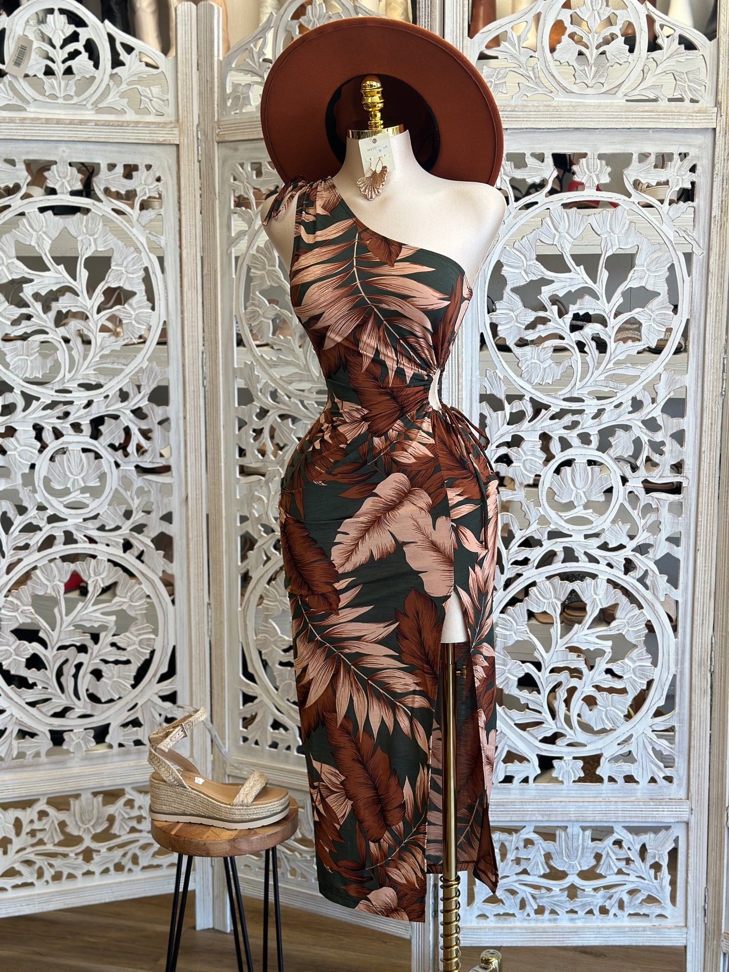 Dark Green Leaf Pattern Cutout Dress - Estira, Stretchy