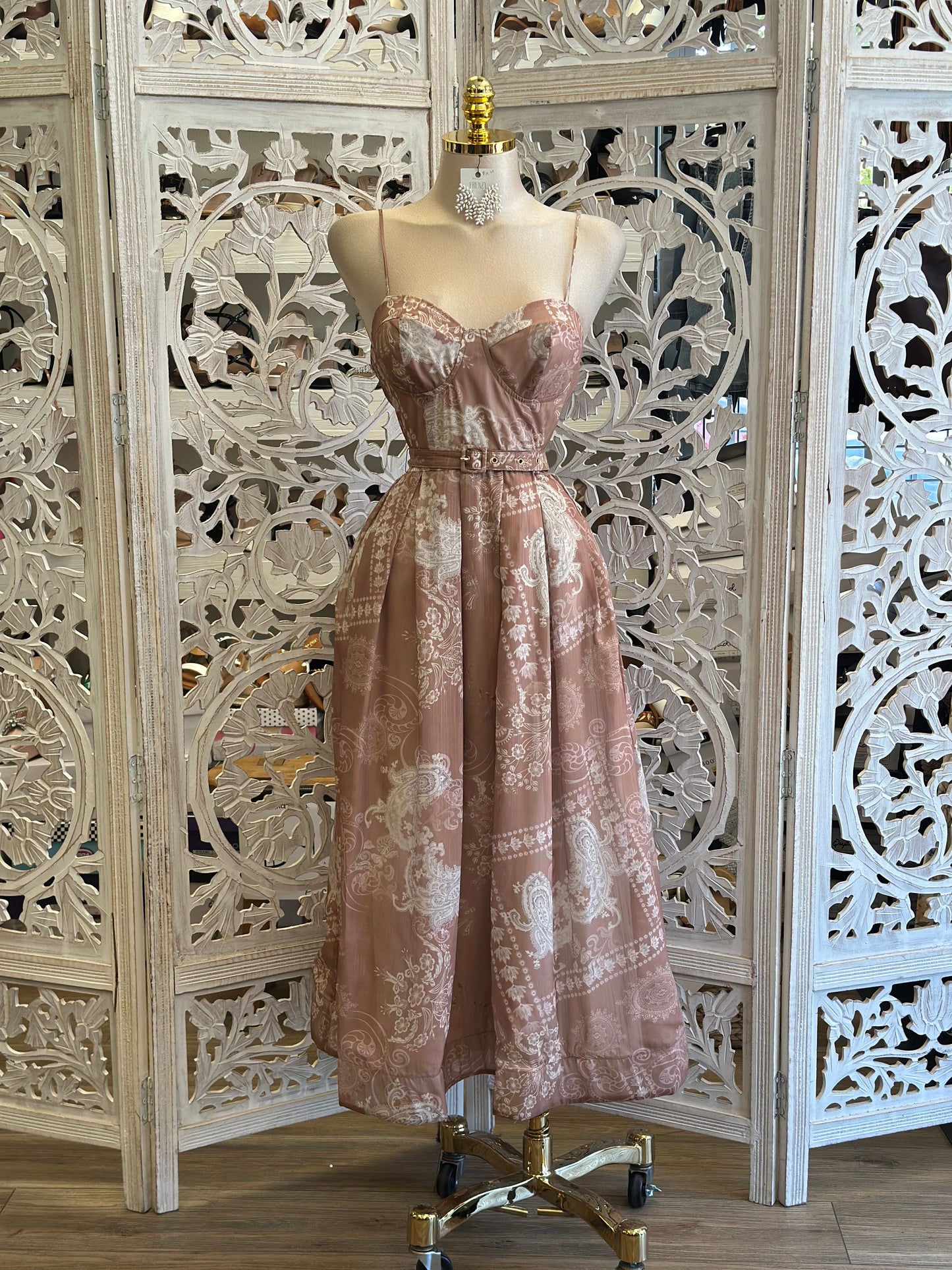 Dusty Rose Rodeo Midi Dress- Slightly Stretchy, Estira Poco