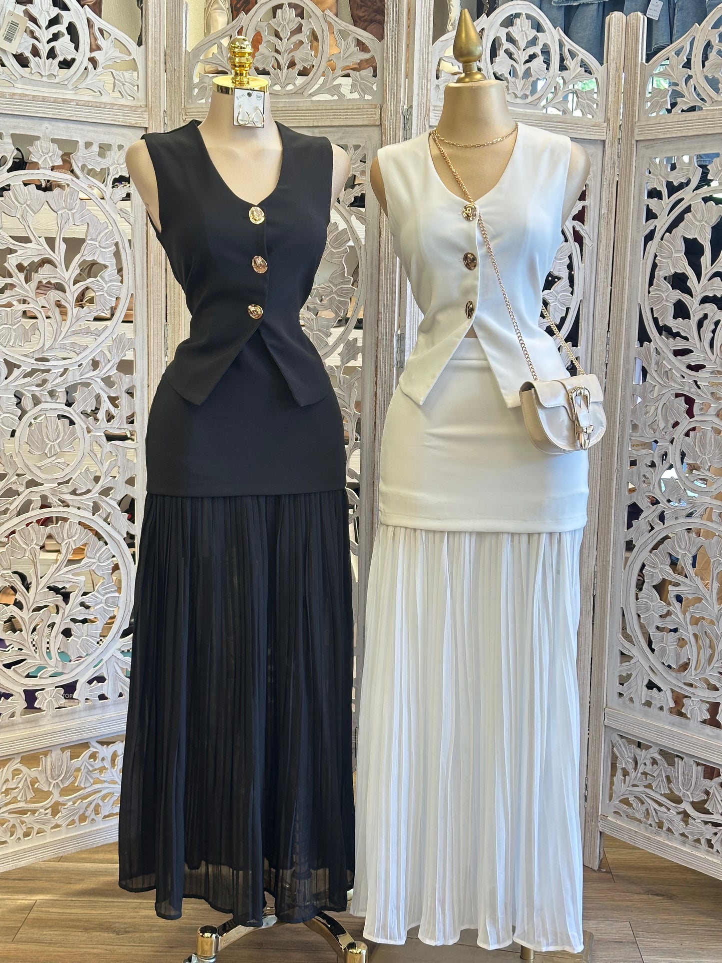 Maxi Pleated Skirt Set- Slightly Stretchy, Estira Poco