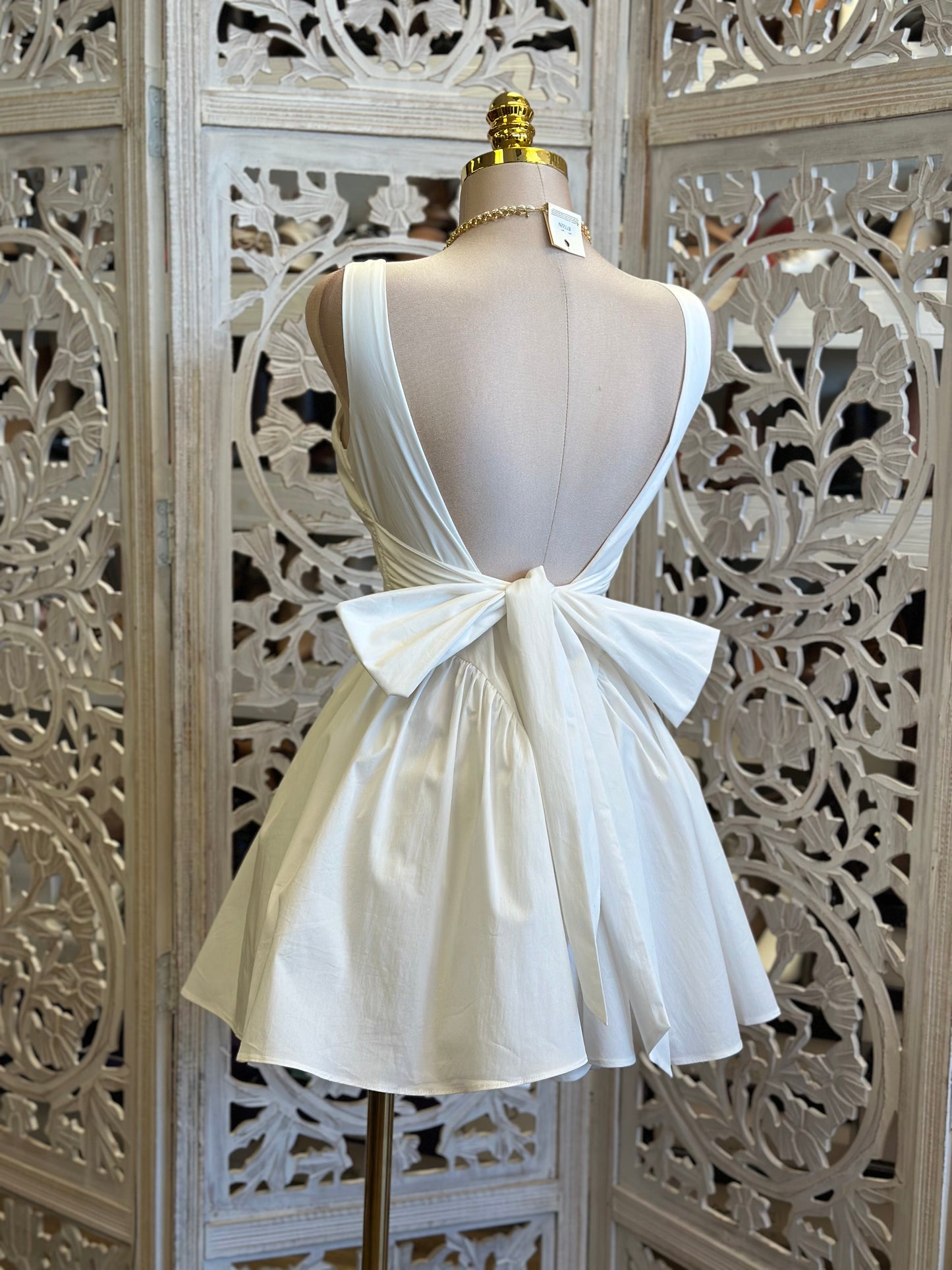 Ivory Open Back Ribbon Mini Dress-Slightly Stretchy,Estira Poco