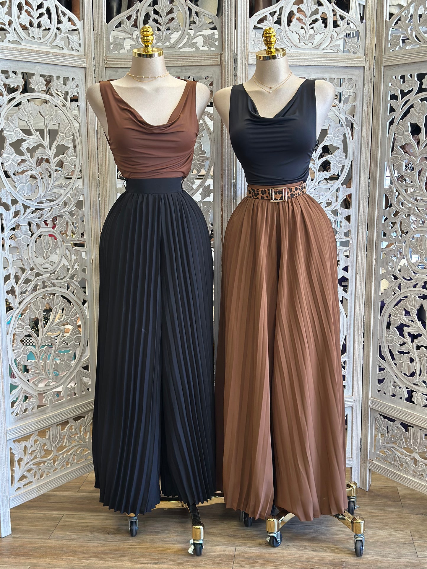 Pleated Wide Leg Pants - Estira, Stretchy
