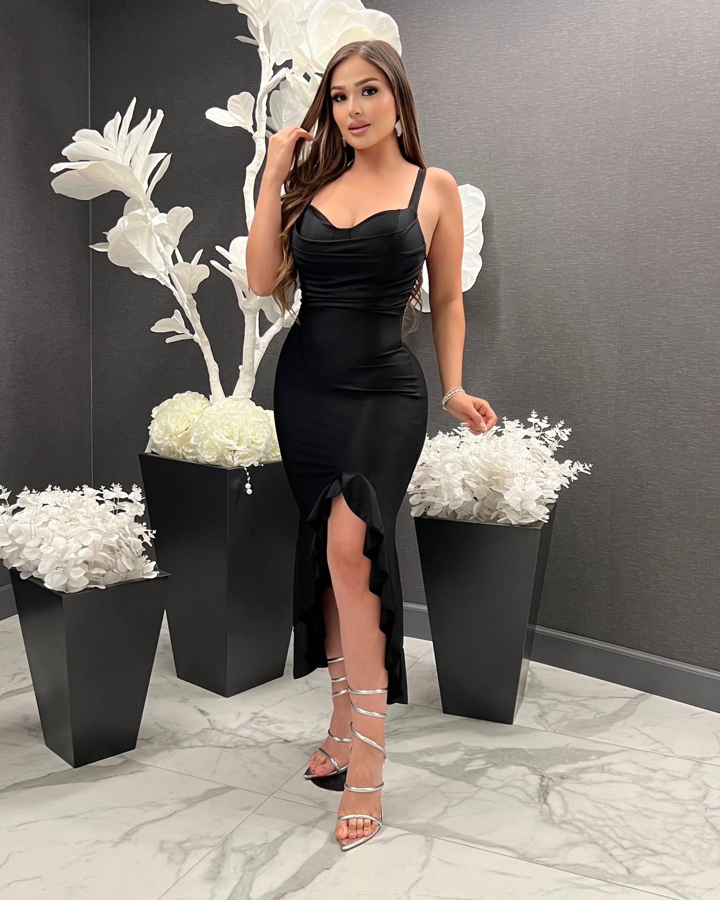 Black Val Ruffled Dress- Stretchy, Estira