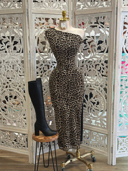 Cheetah One Sleeve Dress- Stretchy,Estira