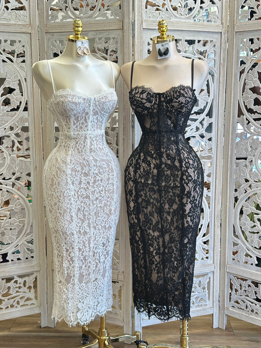 Lace Corset Lined Dress-  not Stretchy,  no Estira