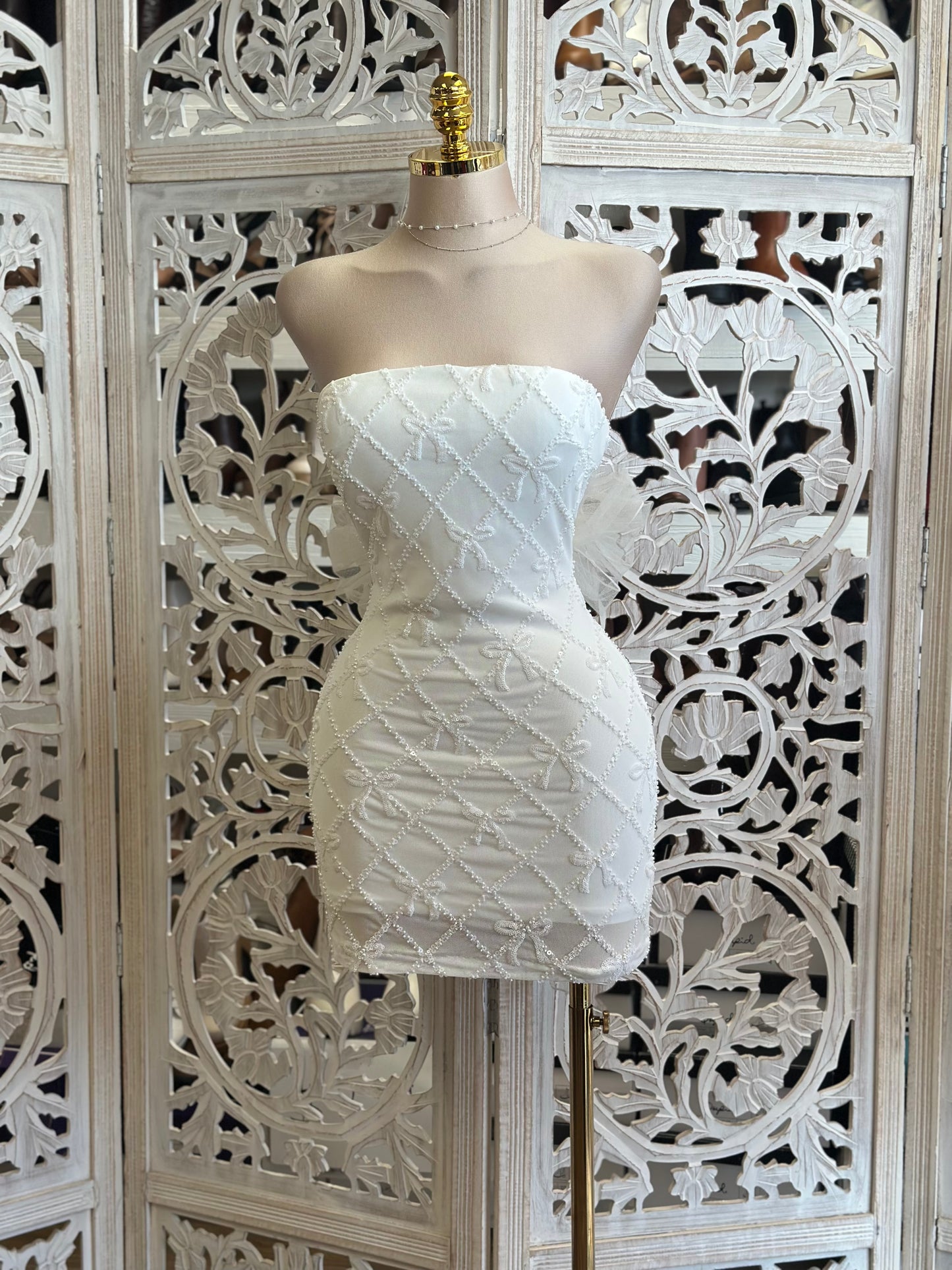 Ribbon Embellishment White Mini Dress- Slightly Stretchy,Estira Poco