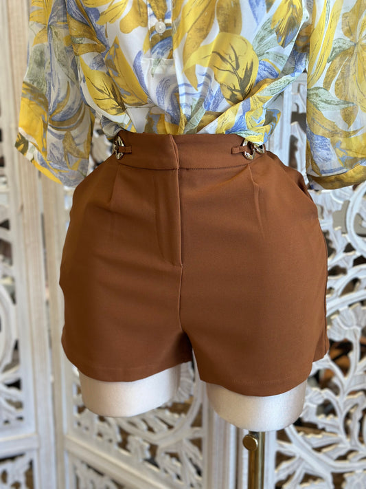 Rust Brass Detail Shorts - Slightly Stretchy, Estira Poco