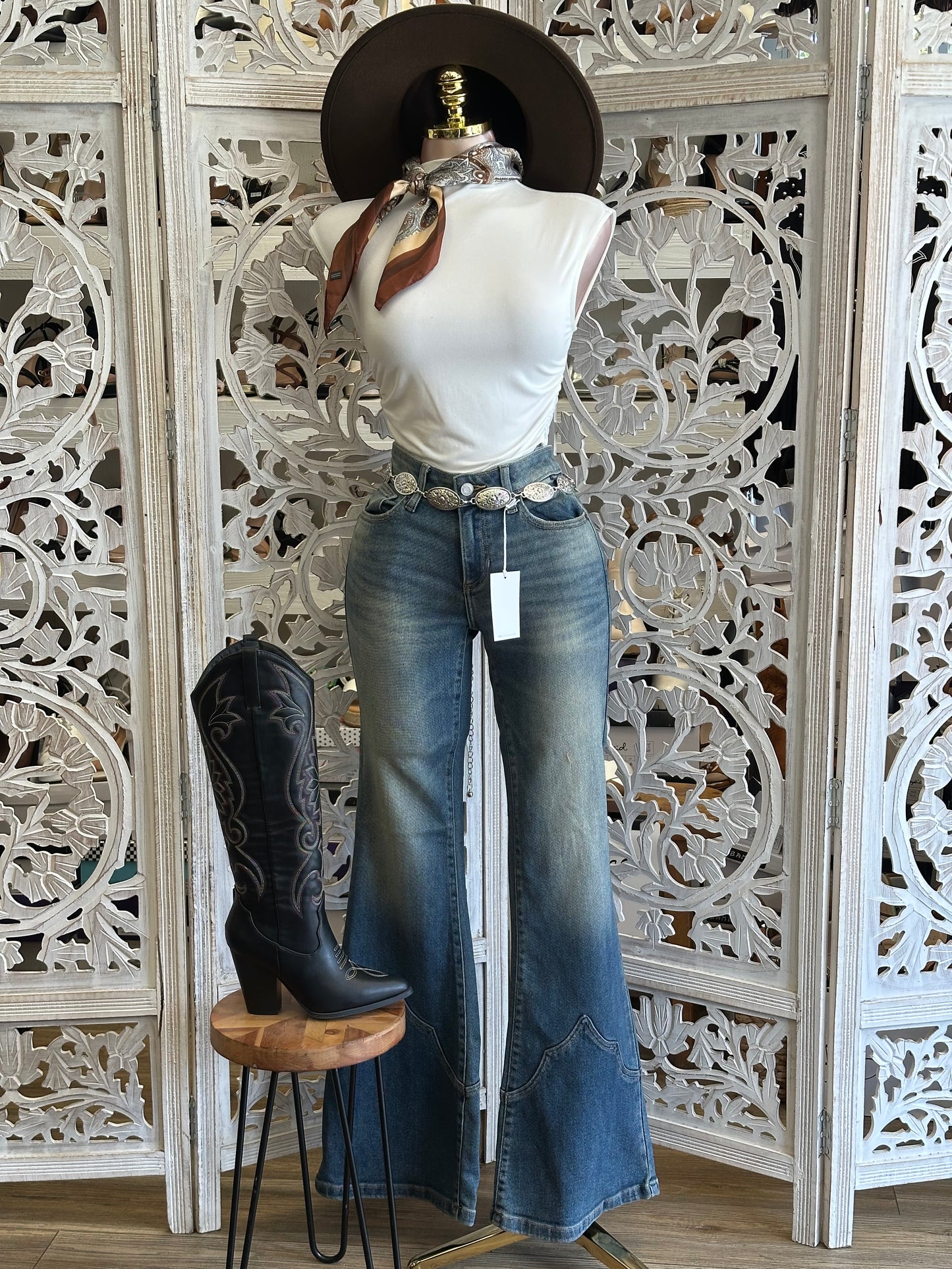 Rodeo Blues Flare Jeans - Slightly Stretchy