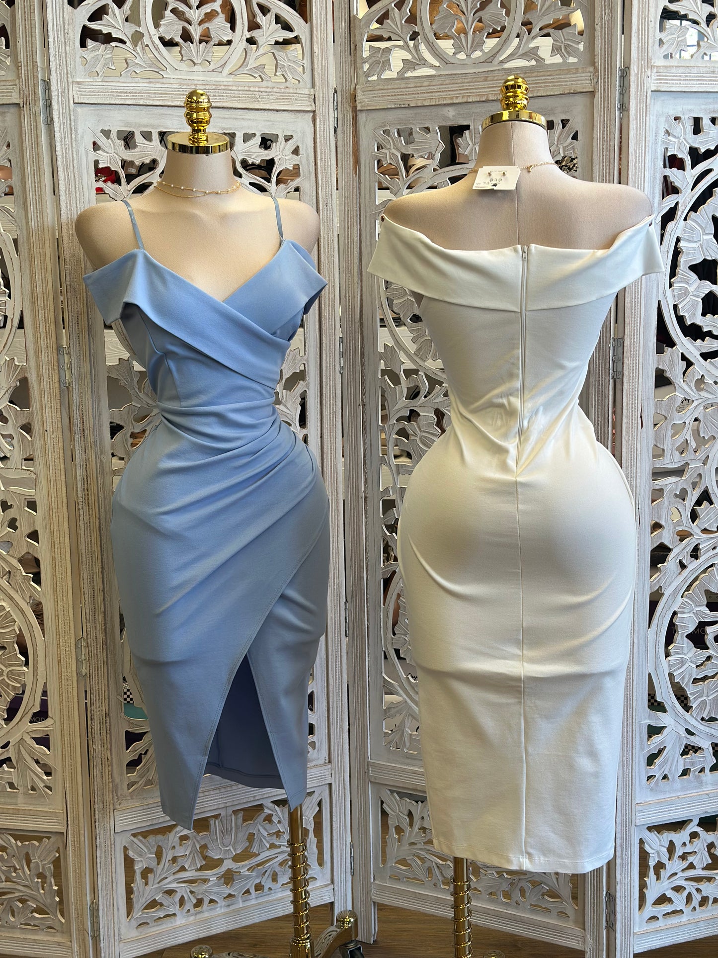 Sharp Wrapped Slit Dress - Estira Poco , Slightly Stretchy