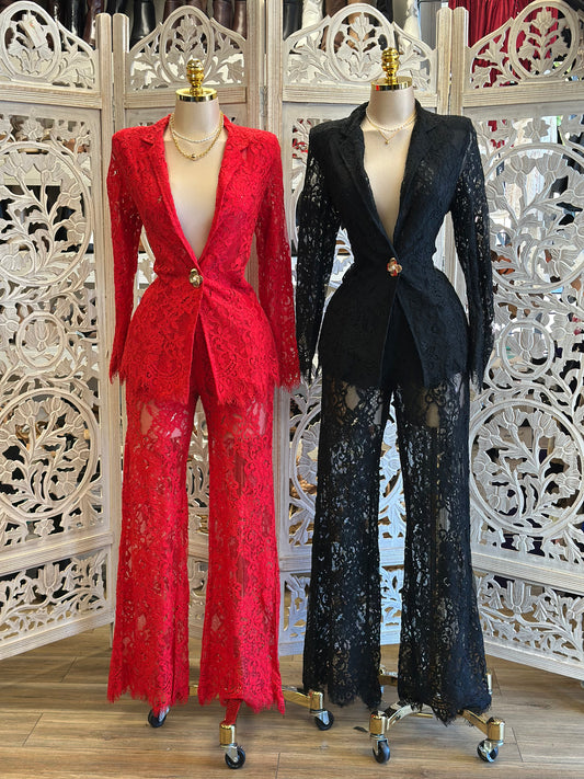 Lace Pantsuit Set - Estira Poco ,Slightly Stretchy