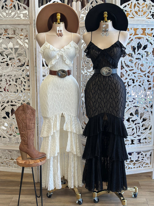 Ruffle Lace Layered Dress-Estira Poco , Slightly Stretchy