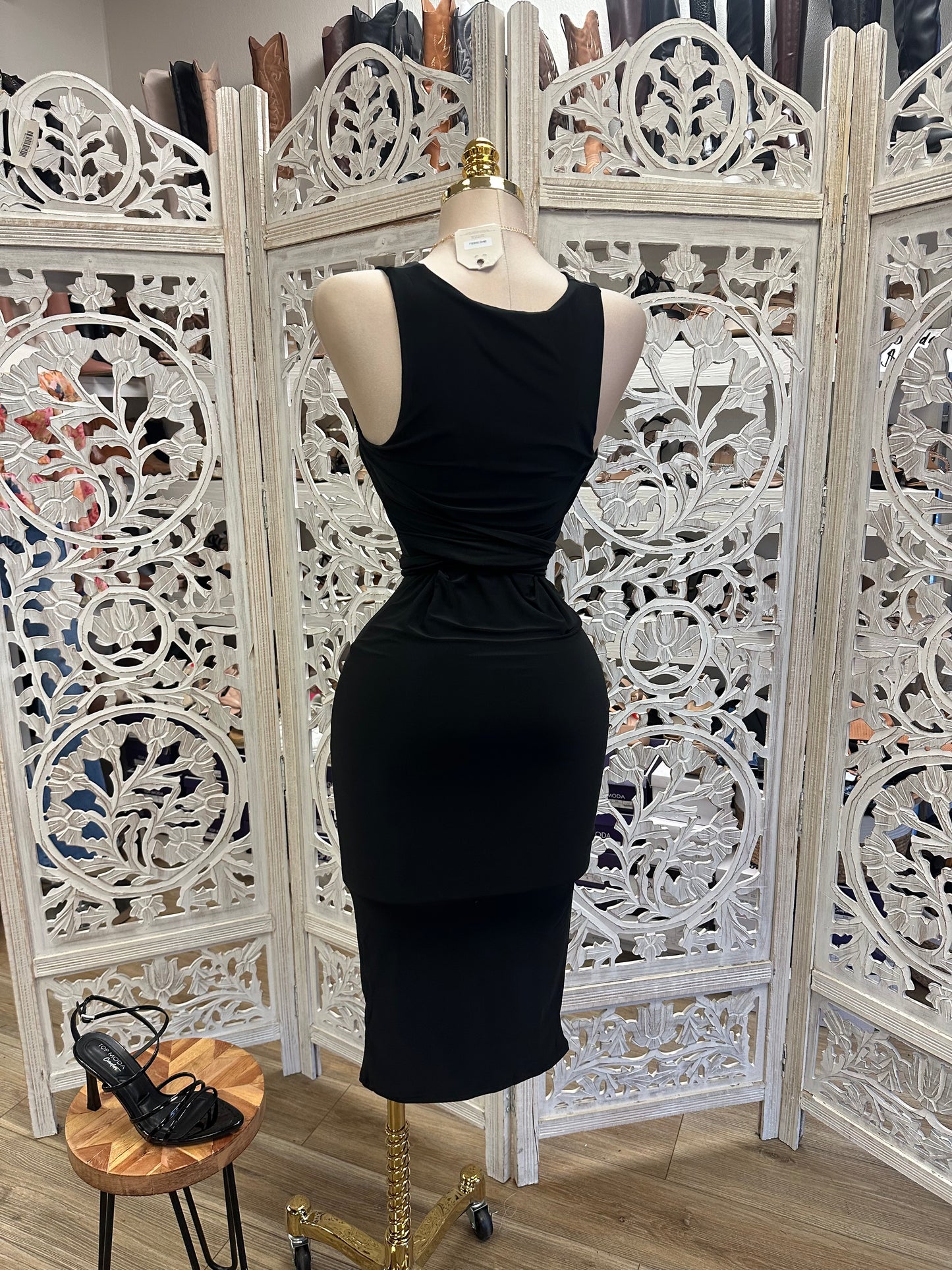 Black Scoop Neck Tie Front Midi Dress- Stretchy, Estira