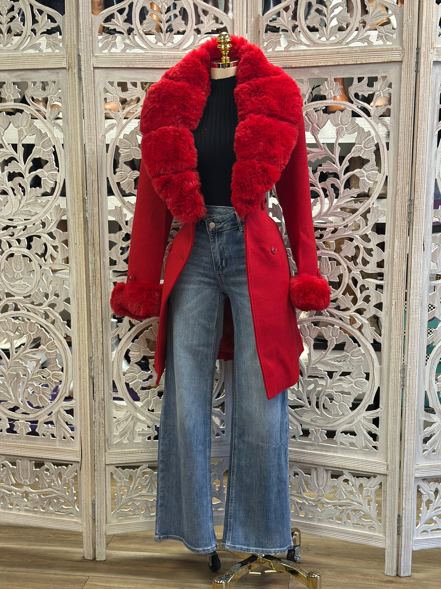 Faux Leather Fur Lined Coat- Not Stretchy, No Estira