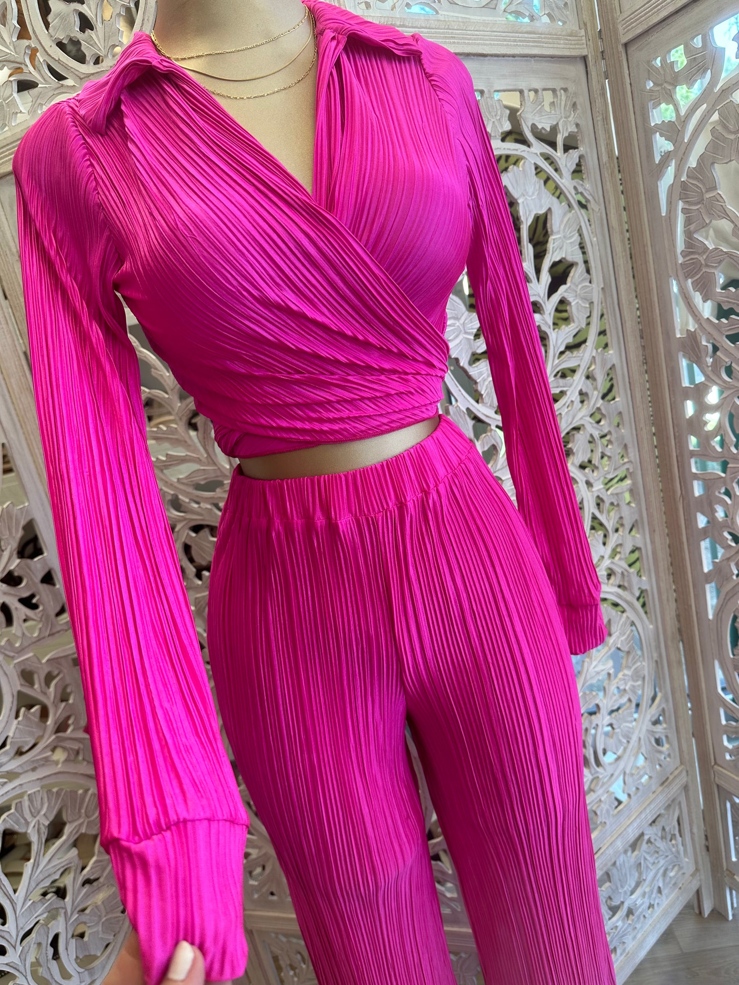 Hot Pink Pleated Tie Set