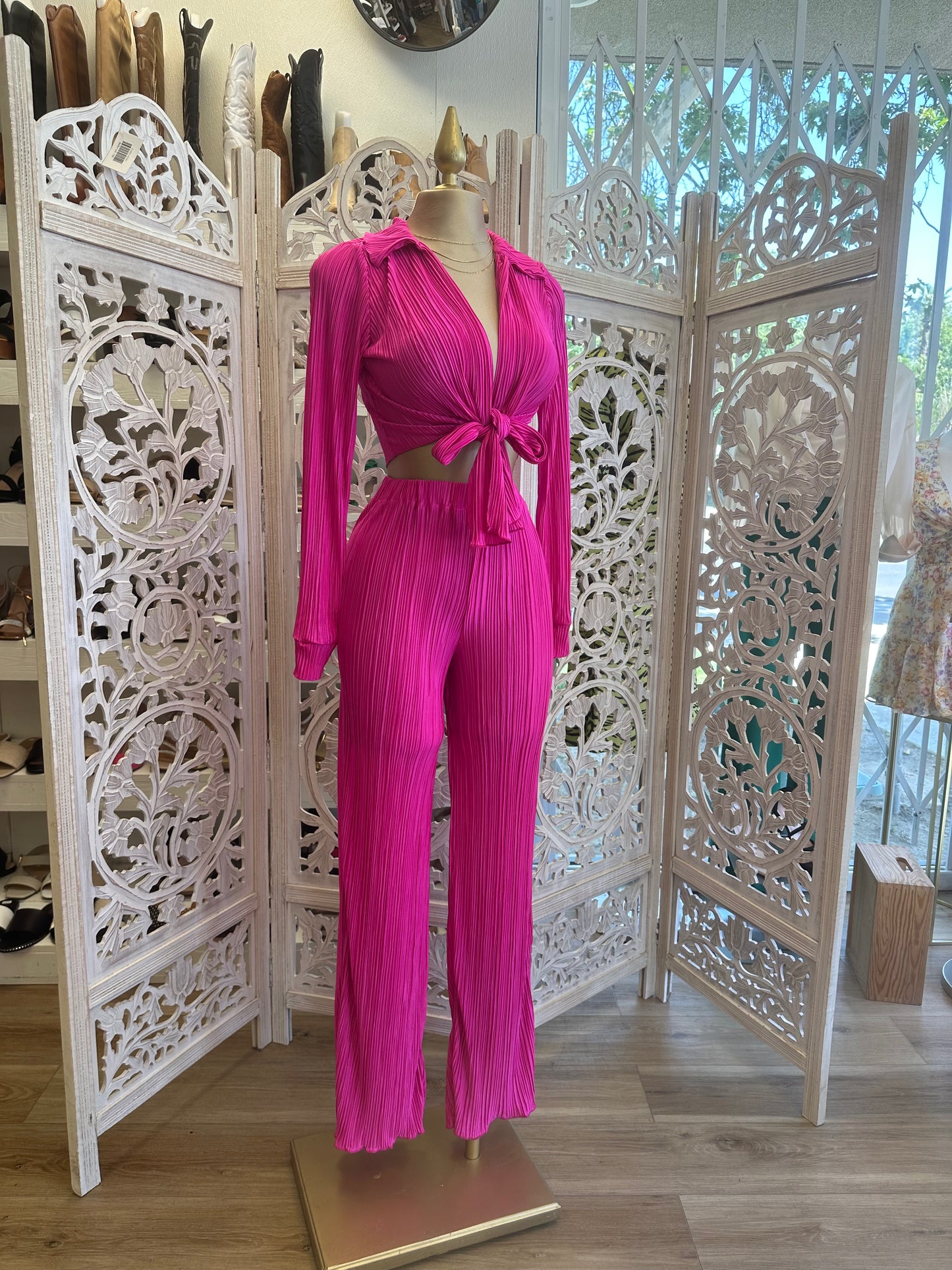Hot Pink Pleated Tie Set