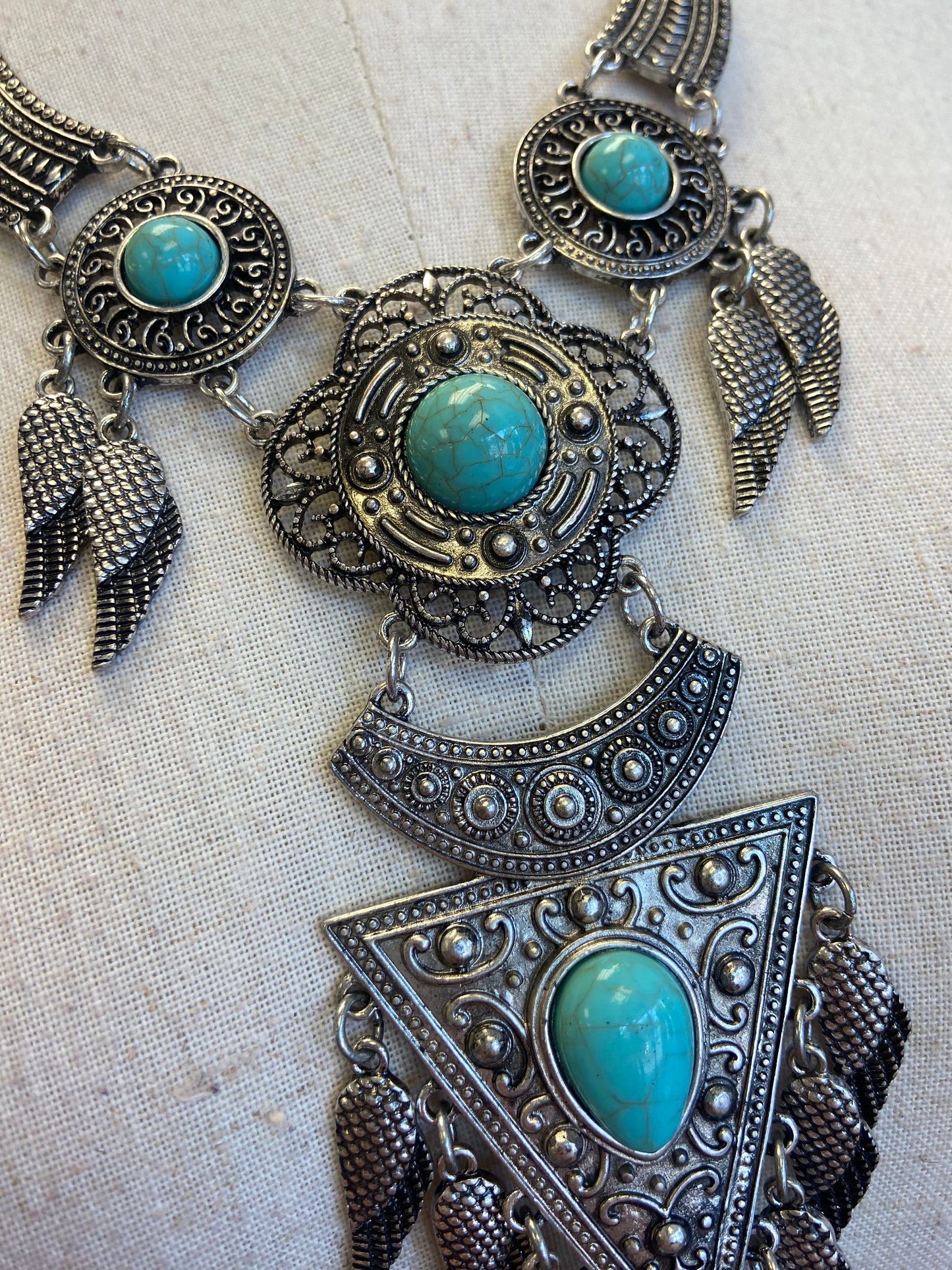 Sahara Blue Western Necklace