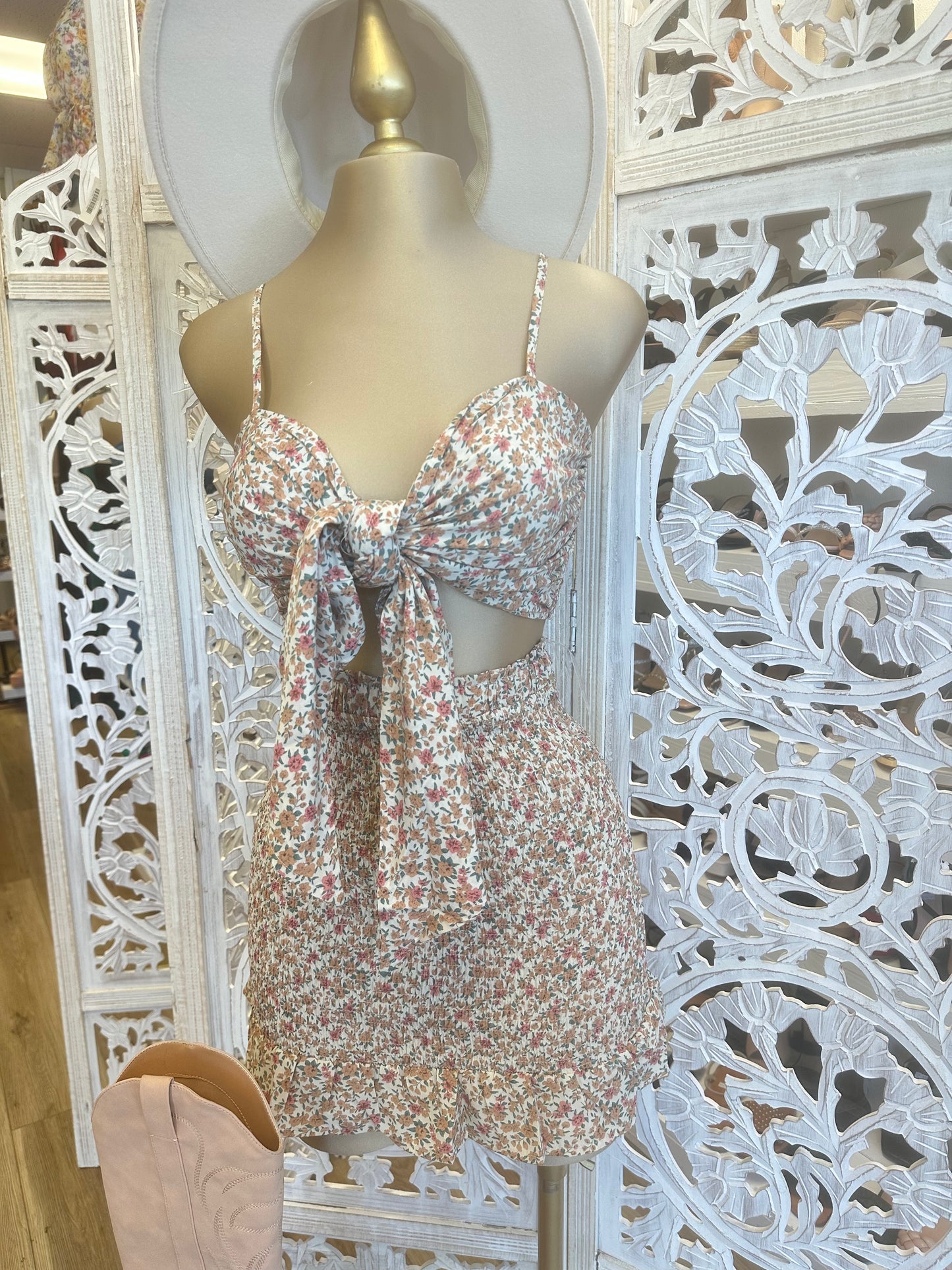 Ivory Floral Smocked Tie Front Set
